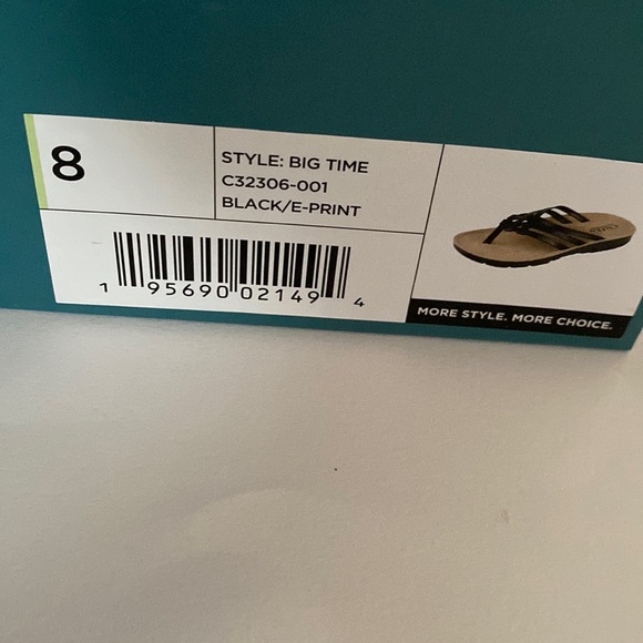 NEW CLIFFS WHITE MOUNTAIN BIG TIME SANDAL Slip On Black Leather Thong 8 - Picture 2 of 9